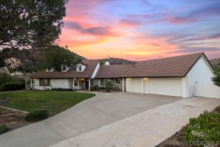 Single Family Residence, 40781 Via De La Roca, Fallbrook, CA 92028 - 45