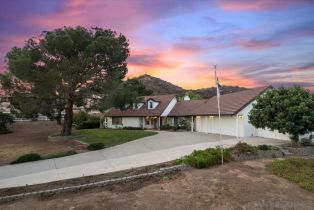 Single Family Residence, 40781 Via De La Roca, Fallbrook, CA 92028 - 46