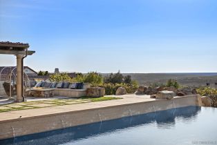 Single Family Residence, 8114 Sendero de la Pradera, San Diego, CA 92127 - 52