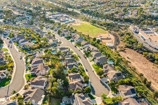 Single Family Residence, 3383 Avenida Nieve, Carlsbad, CA 92009 - 37