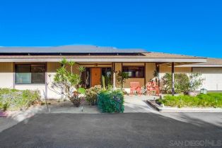 Single Family Residence, 1359 Knoll Park ln, Fallbrook, CA 92028 - 5