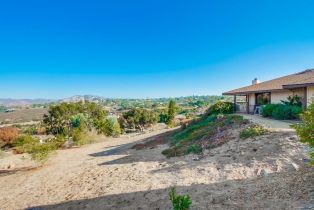 Single Family Residence, 1359 Knoll Park ln, Fallbrook, CA 92028 - 66