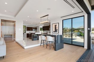 , 5727 Baja Mar, La Jolla, CA 92037 - 12