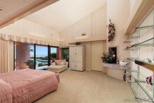 Single Family Residence, 5717 Baja Mar, La Jolla, CA 92037 - 9