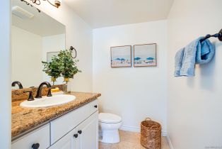 Condominium, 379 Bonair, La Jolla, CA 92037 - 12