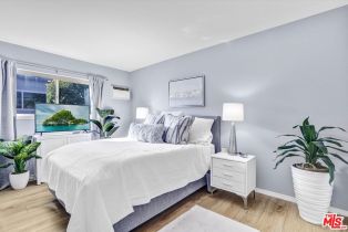 Condominium, 6040 Nevada, Woodland Hills, CA 91367 - 9