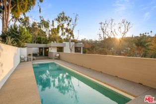 Single Family Residence, 13547 Contour dr, Sherman Oaks, CA 91423 - 28