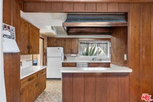 Single Family Residence, 4210 Sepulveda blvd, Sherman Oaks, CA 91403 - 23