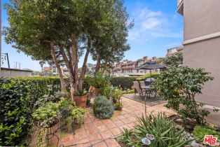 Single Family Residence, 135 Roma ct, Marina Del Rey, CA 90292 - 14