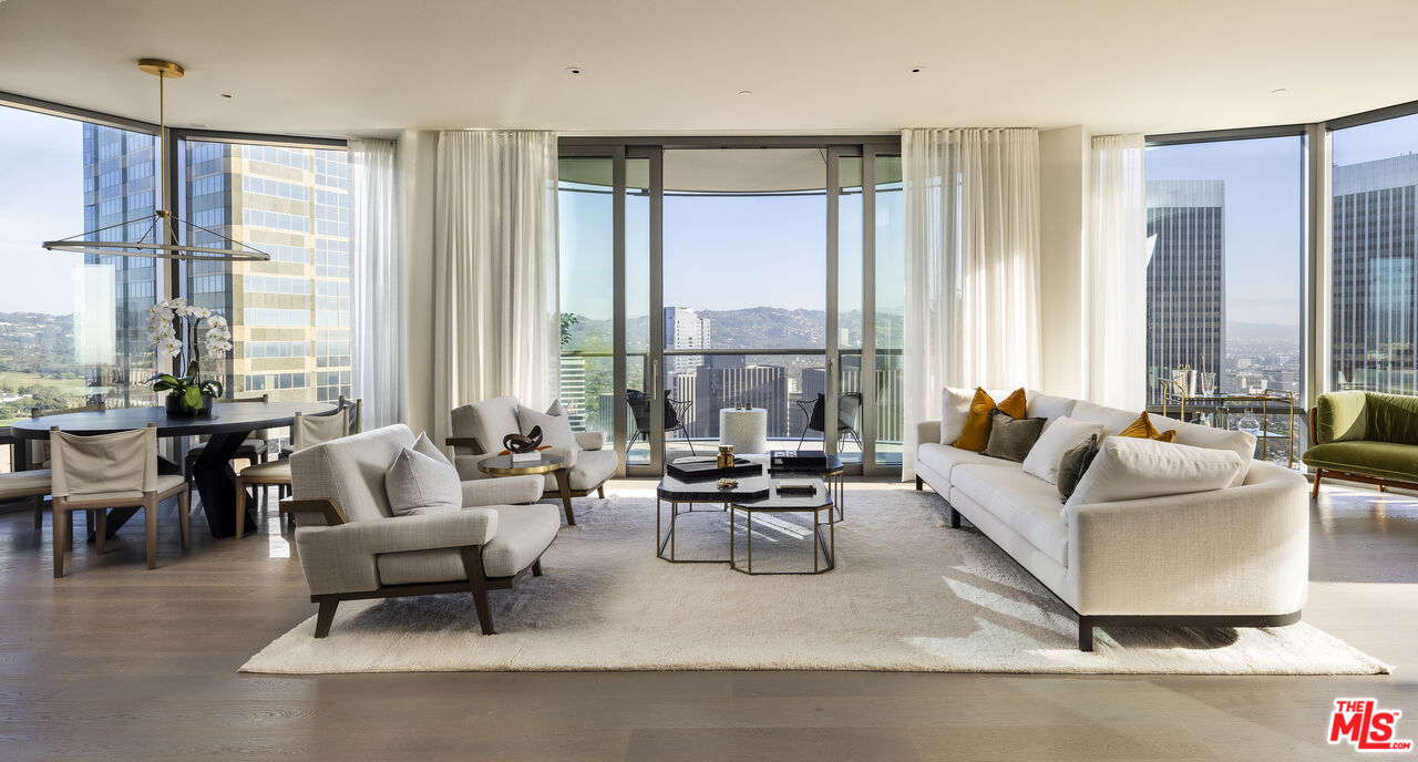 Condominium, 211 Elm Court, Westwood, CA 90067 - 1