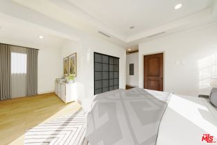 Single Family Residence, 720 San Vicente blvd, Santa Monica, CA 90402 - 15