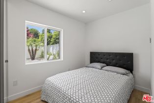 Single Family Residence, 5517 Sunnyslope ave, Sherman Oaks, CA 91401 - 23