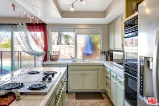 Single Family Residence, 2425 Dusan st, Simi Valley, CA 93065 - 16