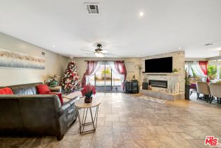 Single Family Residence, 2425 Dusan st, Simi Valley, CA 93065 - 9