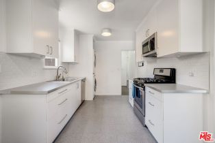 Single Family Residence, 2003 Linden ave, Venice, CA 90291 - 9