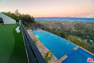 , 13211 Mulholland dr, Beverly Hills, CA 90210 - 9