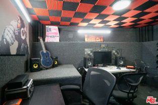 , 13211 Mulholland dr, Beverly Hills, CA 90210 - 39