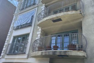 Condominium, 277 Spalding dr, Beverly Hills, CA 90212 - 2