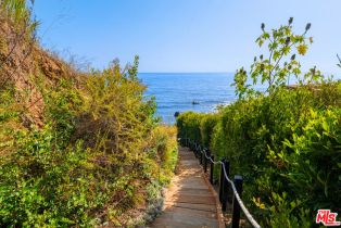 Single Family Residence, 32804 Pacific Coast hwy, Malibu, CA 90265 - 43