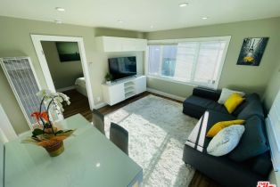 Condominium, 10 27th ave, Venice, CA 90291 - 27