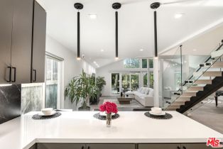 Single Family Residence, 3585 Alana dr, Sherman Oaks, CA 91403 - 9