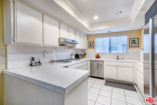 Condominium, 5711 Owensmouth ave, Woodland Hills, CA 91367 - 10