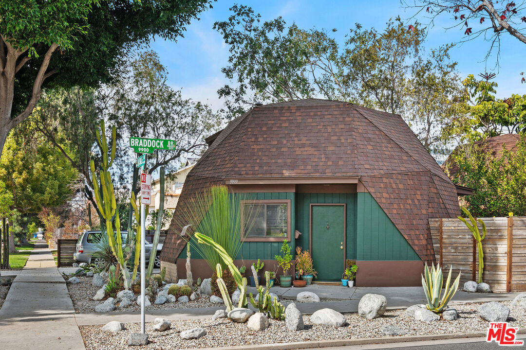 Residential Income, 9983 Braddock dr, Culver City, CA 90232 - 1