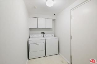 Single Family Residence, 5350 Sepulveda blvd, Sherman Oaks, CA 91411 - 19