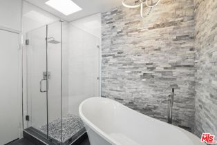 Single Family Residence, 5350 Sepulveda blvd, Sherman Oaks, CA 91411 - 11