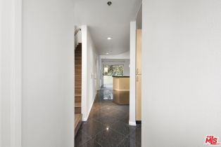 Single Family Residence, 5350 Sepulveda blvd, Sherman Oaks, CA 91411 - 18