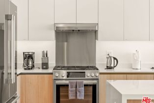 , 200 Ocean blvd, Long Beach, CA 90802 - 8