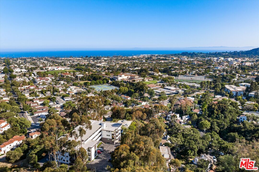 Apartment, 813 Anapamu st, Santa Barbara, CA 93103 - 1