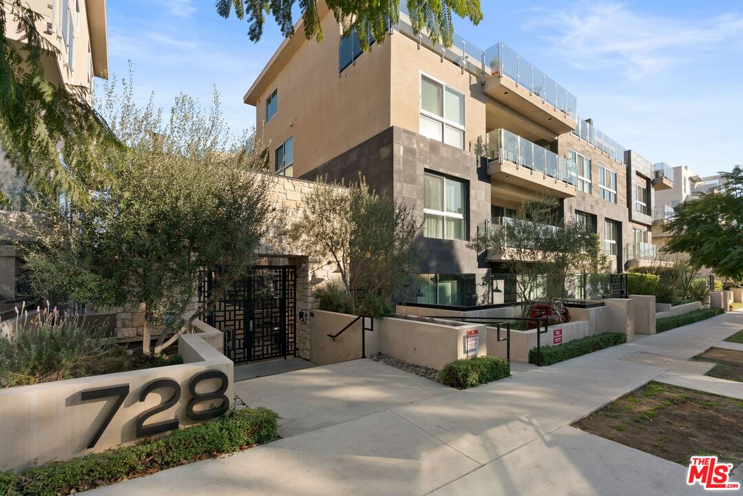 Condominium, 728 Sweetzer ave, West Hollywood , CA 90069 - 1
