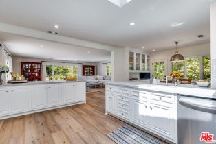 , 28925 Cliffside dr, Malibu, CA 90265 - 9