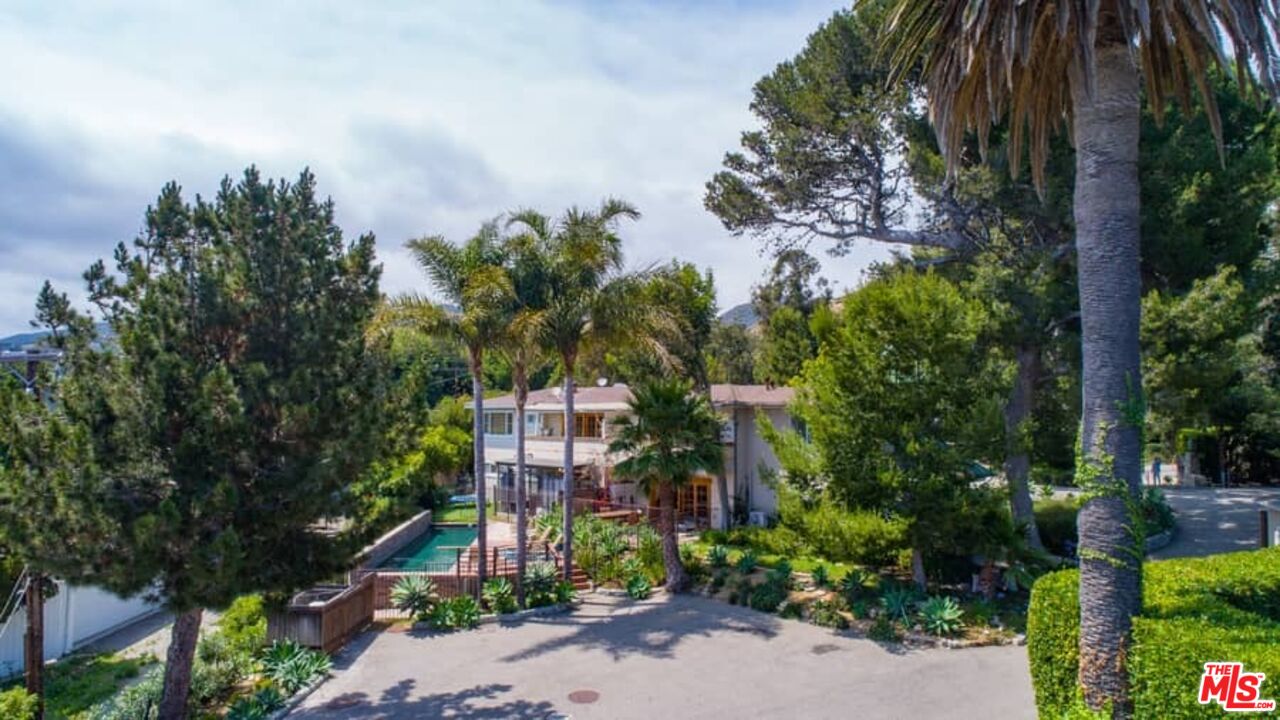 Single Family Residence, 26926 PACIFIC COAST hwy, Malibu, CA 90265 - 1