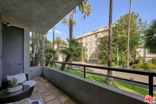 Condominium, 121 Palm dr, Beverly Hills, CA 90212 - 8