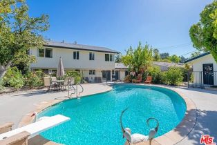 Residential Lease, 24211   Burbank Blvd, Woodland Hills, CA  Woodland Hills, CA 91367