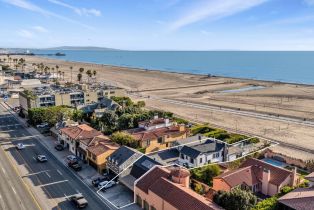 Single Family Residence, 653 Palisades Beach rd, Santa Monica, CA 90402 - 3