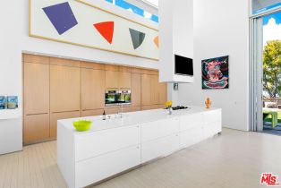 , 9200 Cotharin rd, Malibu, CA 90265 - 11