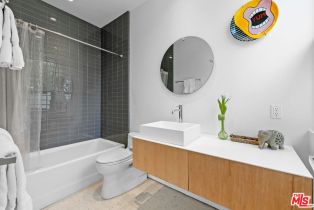 , 9200 Cotharin rd, Malibu, CA 90265 - 49