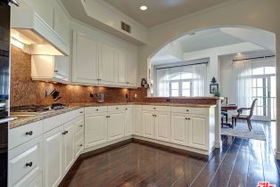 Condominium, 277 Spalding dr, Beverly Hills, CA 90212 - 11