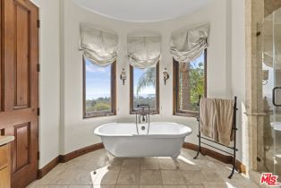 Single Family Residence, 27364 Winding way, Malibu, CA 90265 - 38