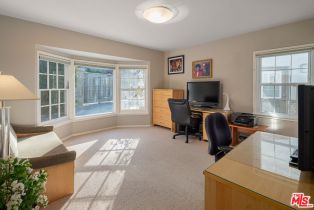 Single Family Residence, 13477 Contour dr, Sherman Oaks, CA 91423 - 20