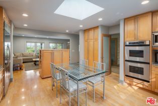 Single Family Residence, 13477 Contour dr, Sherman Oaks, CA 91423 - 14