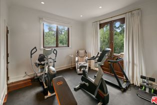 , 1021 Crescent dr, Beverly Hills, CA 90210 - 36