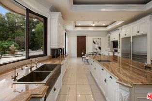 , 1021 Crescent dr, Beverly Hills, CA 90210 - 19