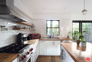 Single Family Residence, 1337 6TH ave, Venice, CA 90291 - 11