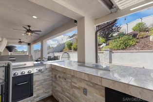 Single Family Residence, 34935 Windwood Glen ln, Murrieta, CA 92563 - 40