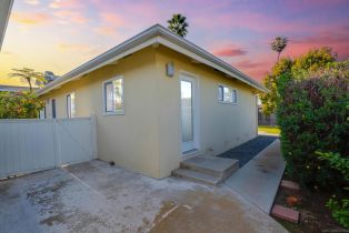 Single Family Residence, 370 Tamarack ave, Carlsbad, CA 92008 - 19