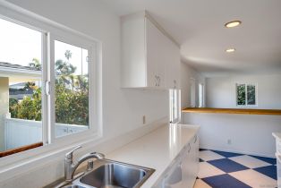 Single Family Residence, 370 Tamarack ave, Carlsbad, CA 92008 - 9